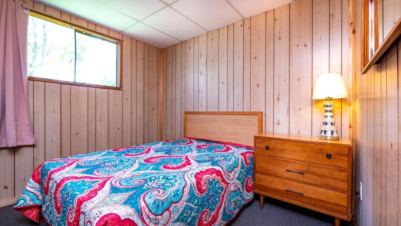 Bel Air Cottages And Motel Sauble Beach Eksteriør bilde