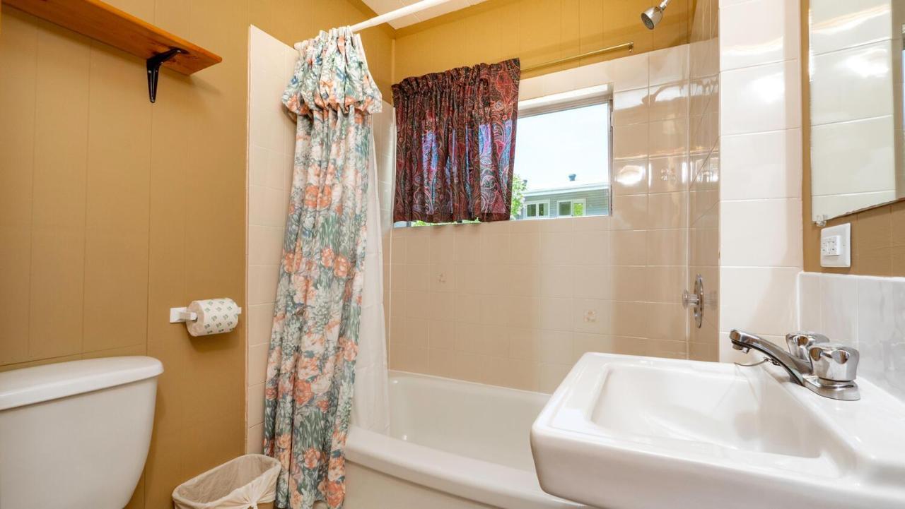 Bel Air Cottages And Motel Sauble Beach Eksteriør bilde