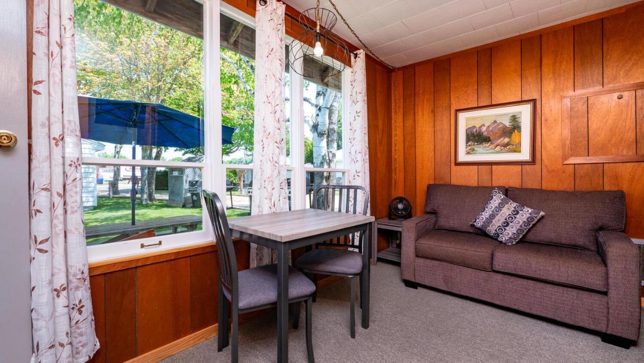 Bel Air Cottages And Motel Sauble Beach Eksteriør bilde