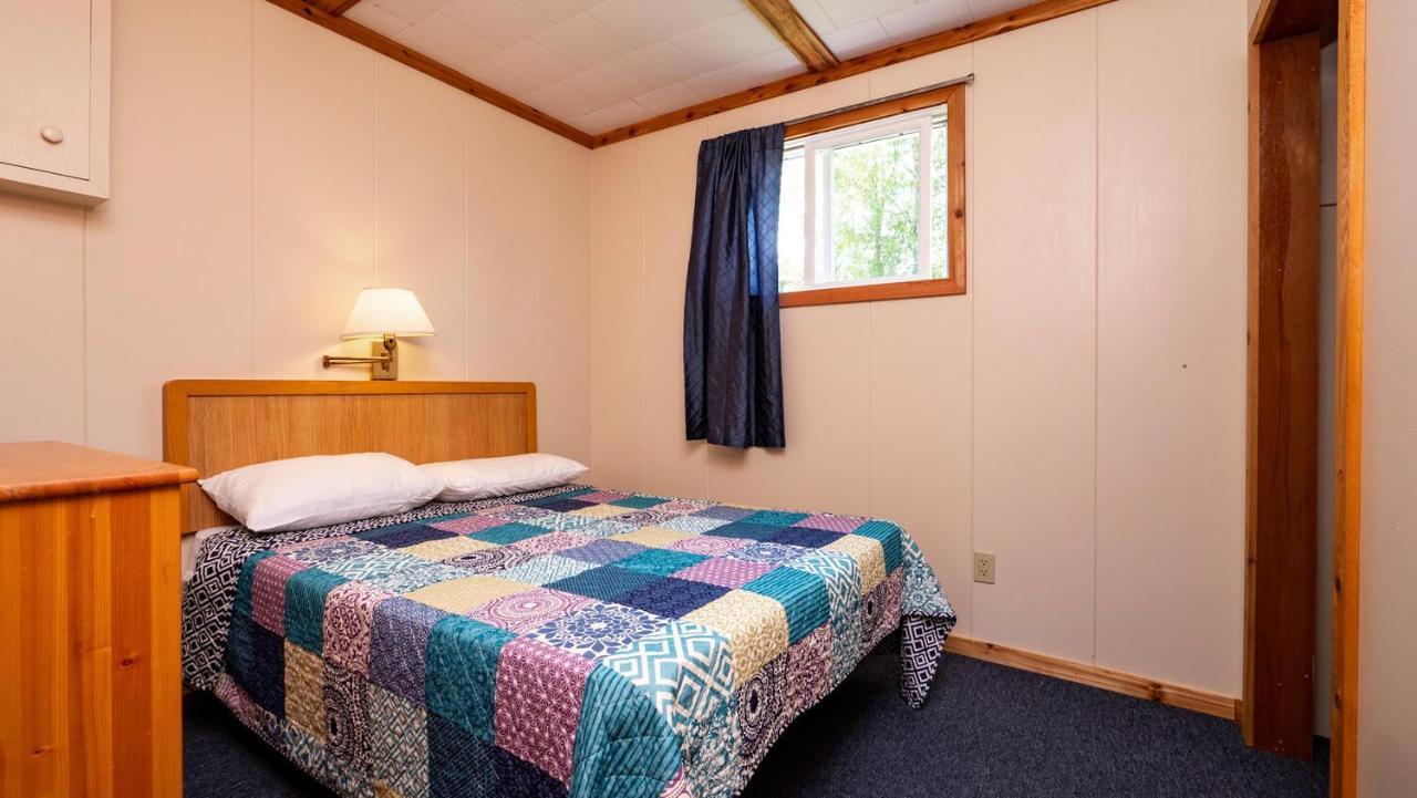 Bel Air Cottages And Motel Sauble Beach Eksteriør bilde