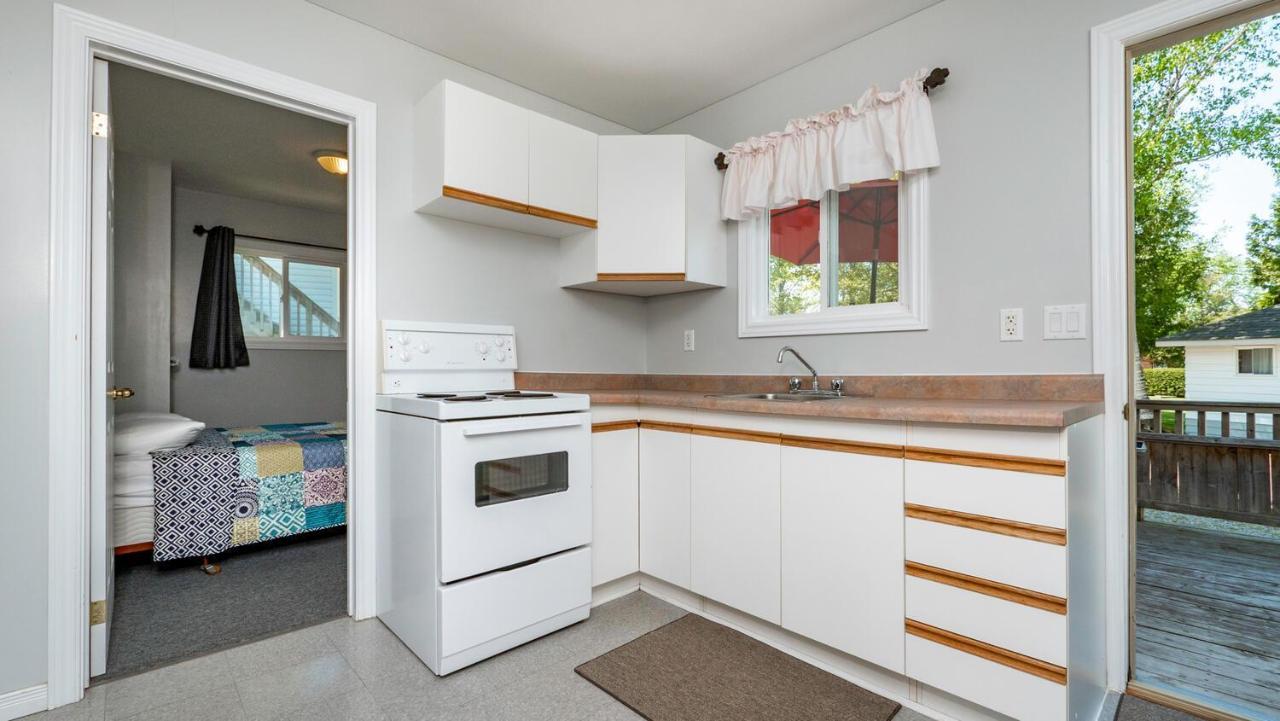 Bel Air Cottages And Motel Sauble Beach Eksteriør bilde