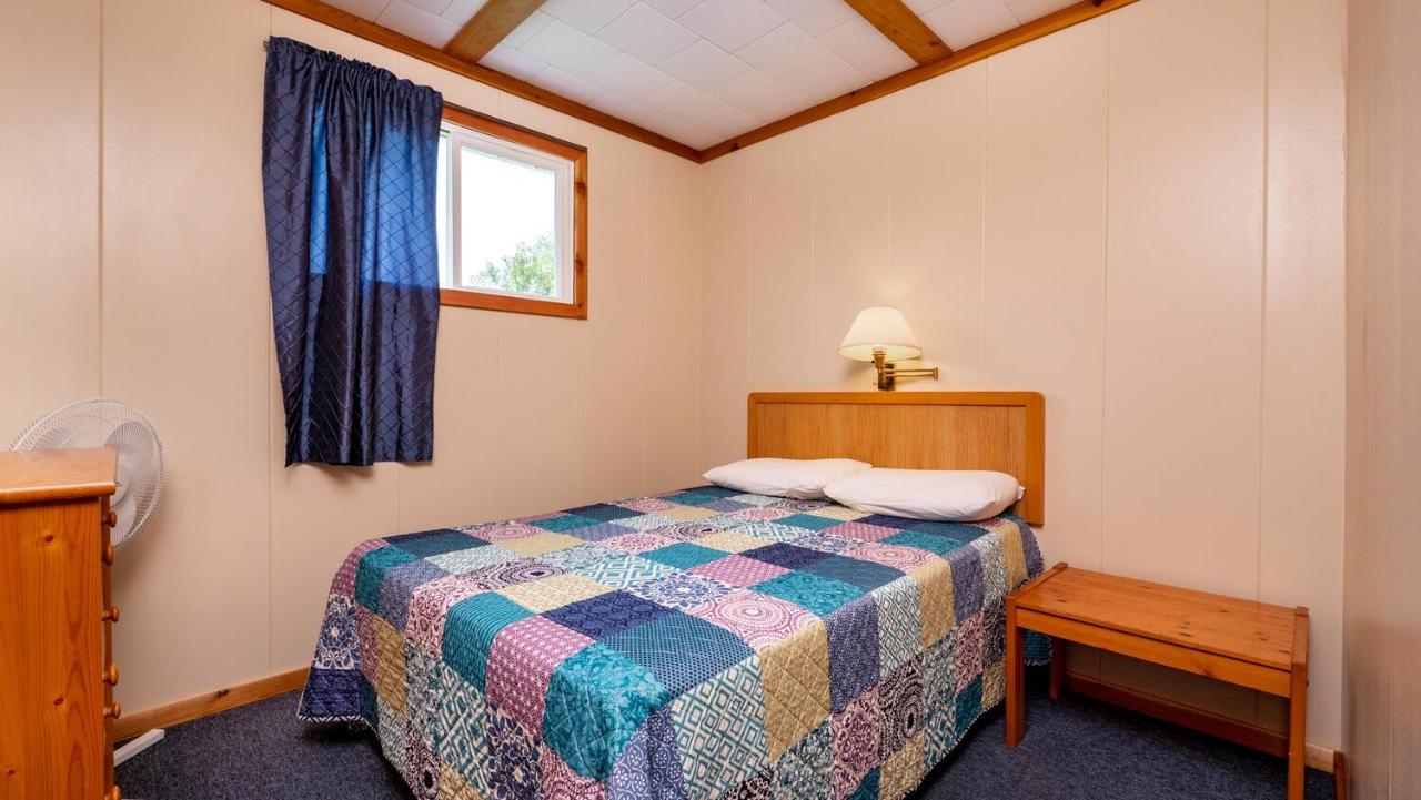 Bel Air Cottages And Motel Sauble Beach Eksteriør bilde