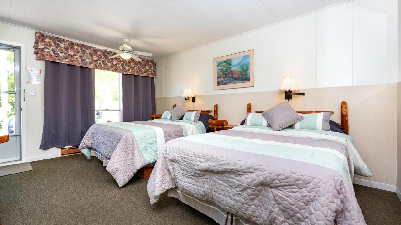 Bel Air Cottages And Motel Sauble Beach Eksteriør bilde