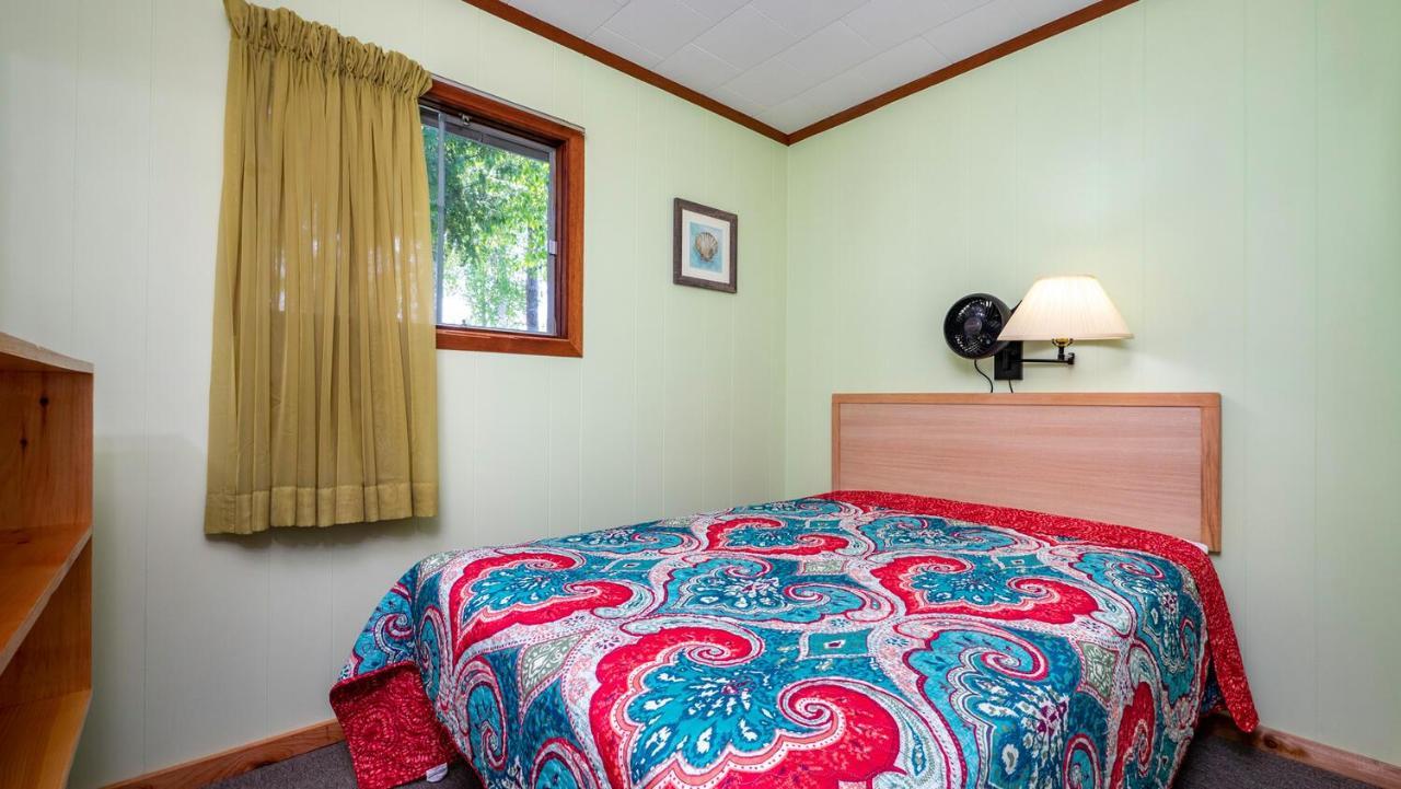 Bel Air Cottages And Motel Sauble Beach Eksteriør bilde